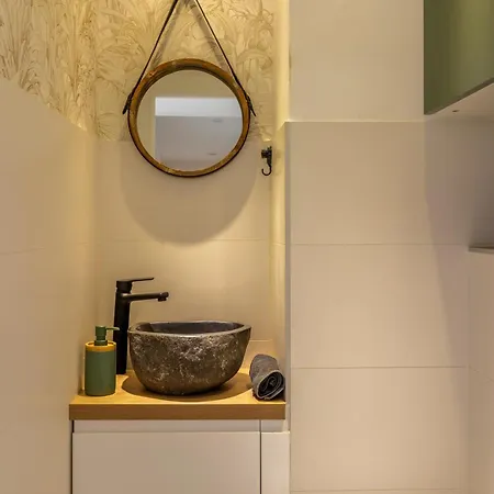 Le Seli, Luxueux 2 Pieces, Centre D'antibes Apartment